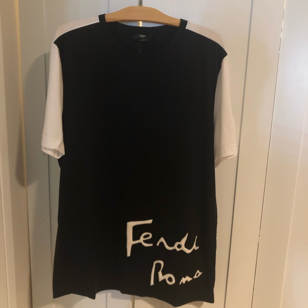 Men’s FENDI t-shirt size XL/52 worn once